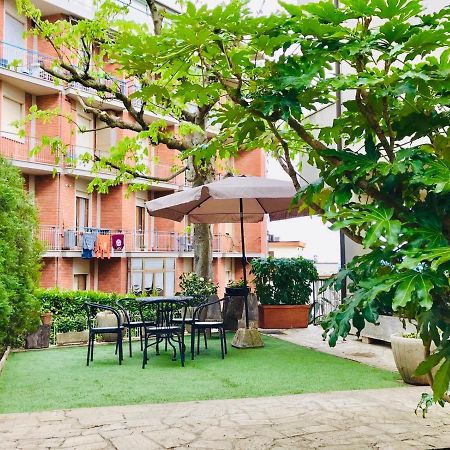 Enzo Lettings Apartment Chianciano Terme Exterior photo